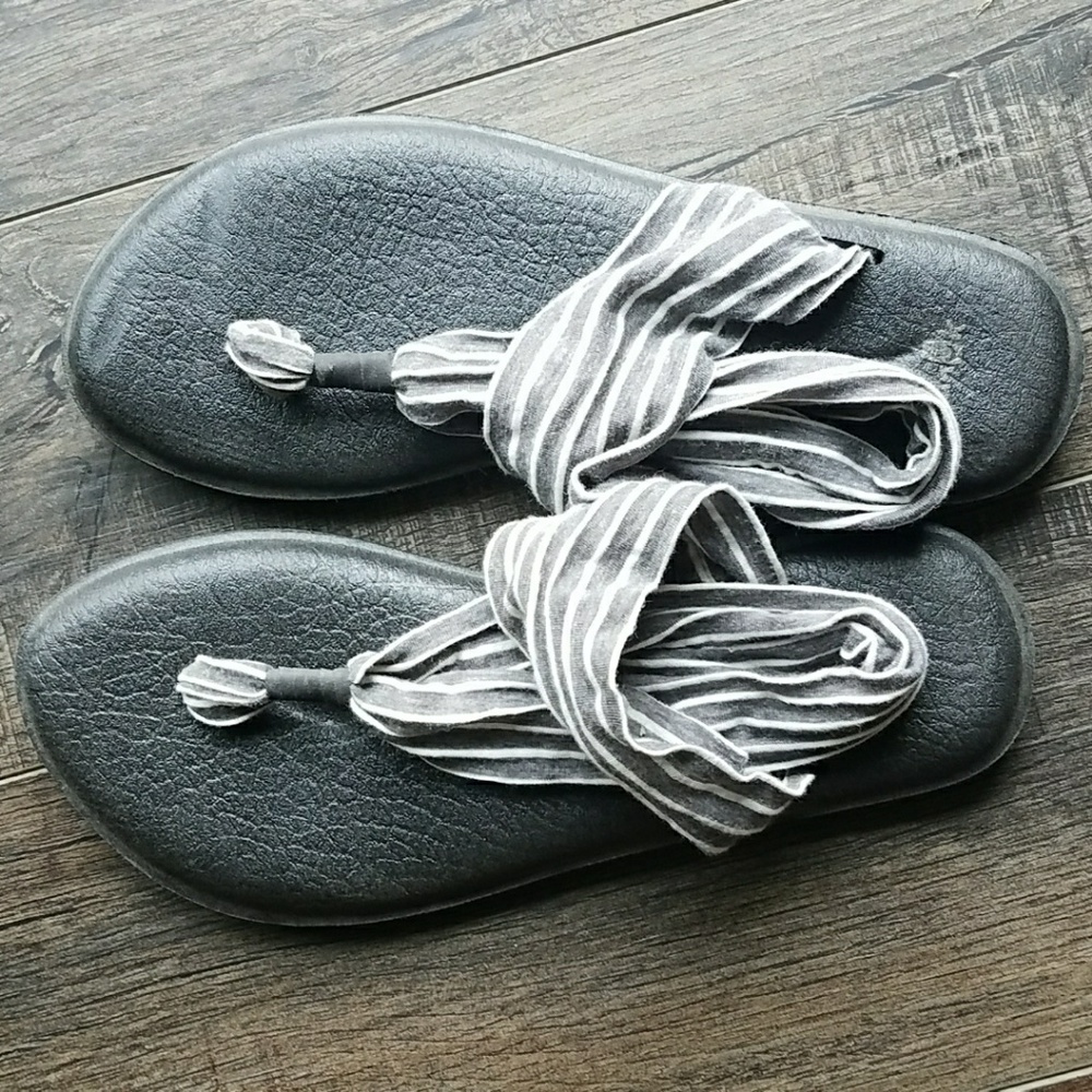 Sanuk sandals